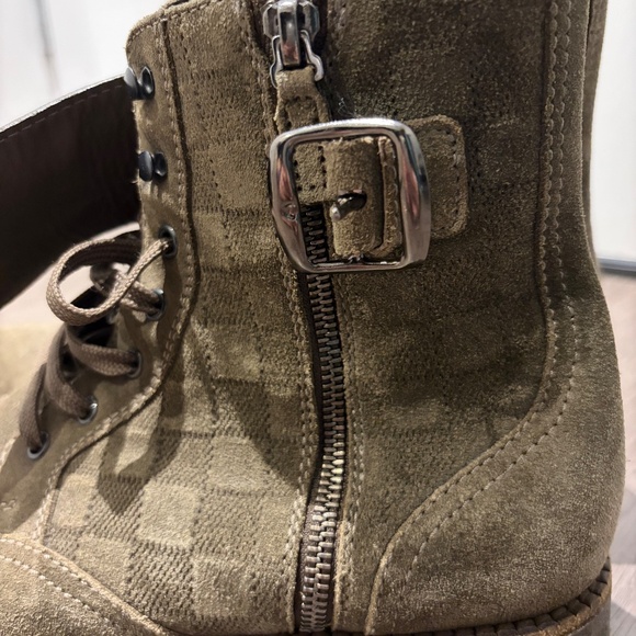 Mens Sage Color Louis Vuitton Boots - Picture 4 of 8